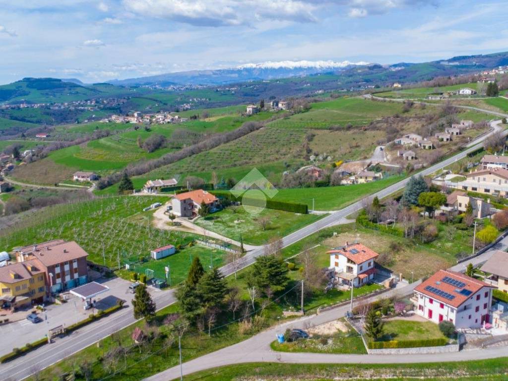 Terreno edificabile via cara, badia calavena