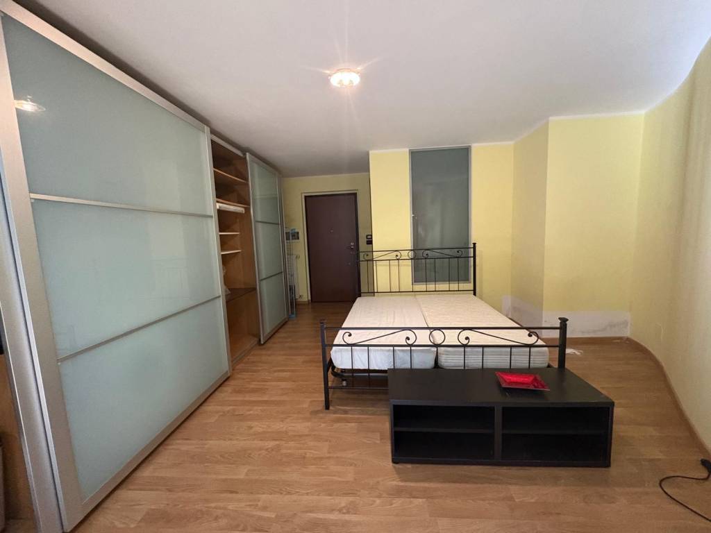 Affitto Appartamento Ciriè. Monolocale in via Paolo Borsellino 45. Buono  stato, piano terra, riscaldamento autonomo, rif. 119689546