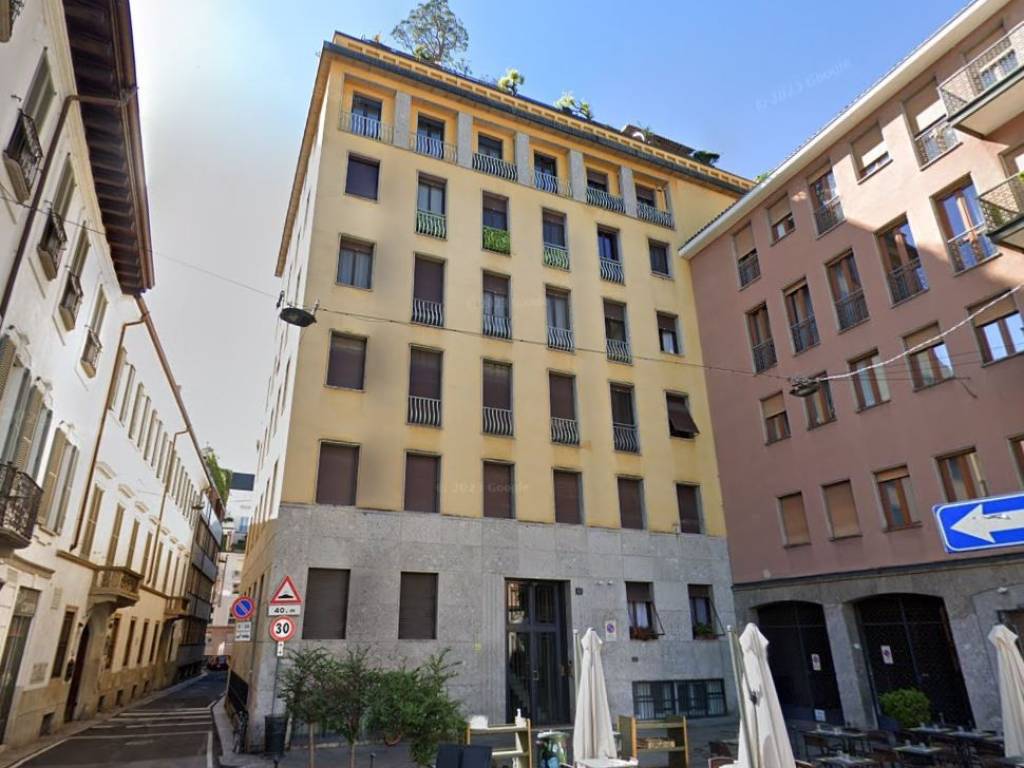 Ufficio all'asta via morigi 13, milano