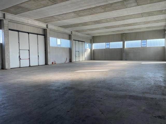 Capannone viale del lavoro, san marcello