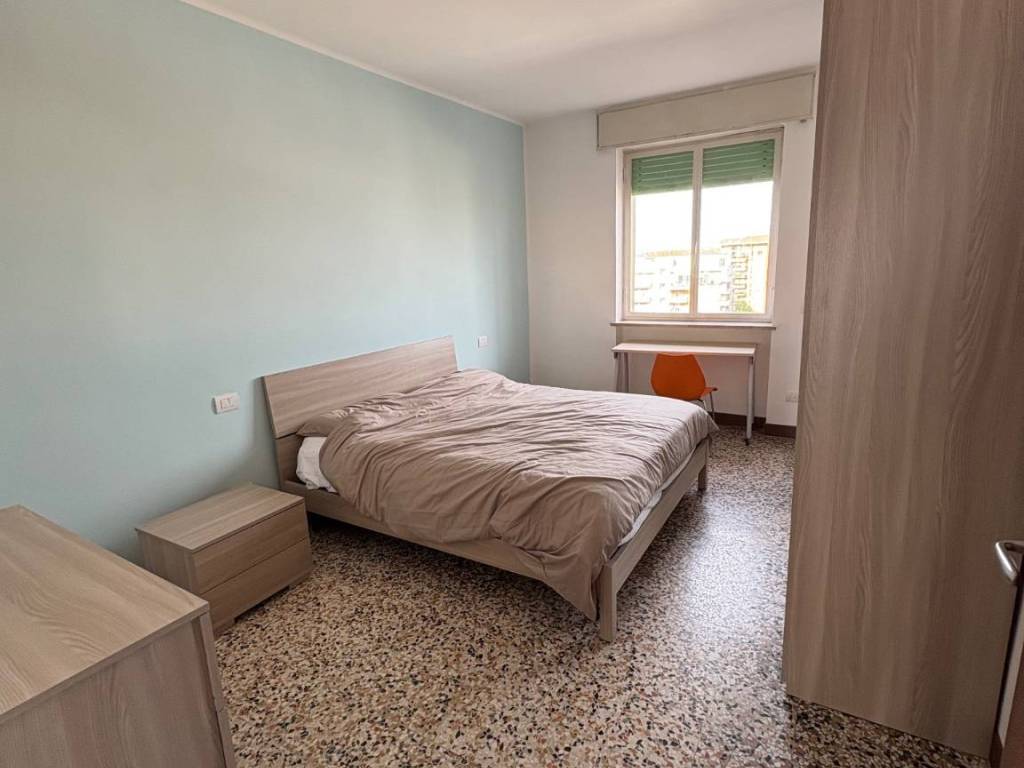 Stanza doppia corso virginia marini 23, alessandria