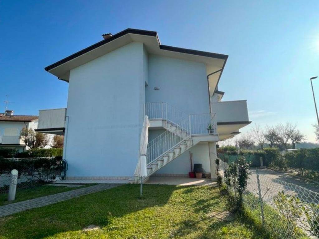 Quadrilocale viale giuseppe verdi, lido adriano - lido di dante, ravenna