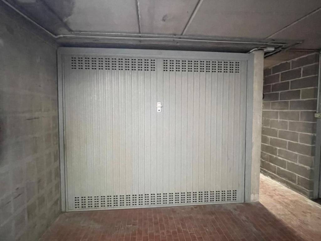 Garage - box via fabio filzi, centro, diano marina
