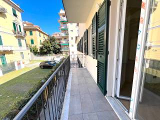 2-room flat viale Carlo Canepa 7, Sestri Ponente, Genoa