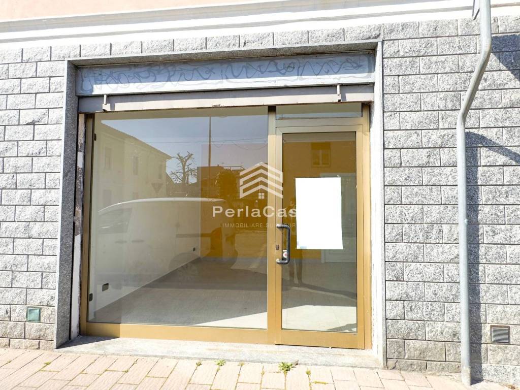 Locale commerciale corso milano 40, ospedale, vigevano
