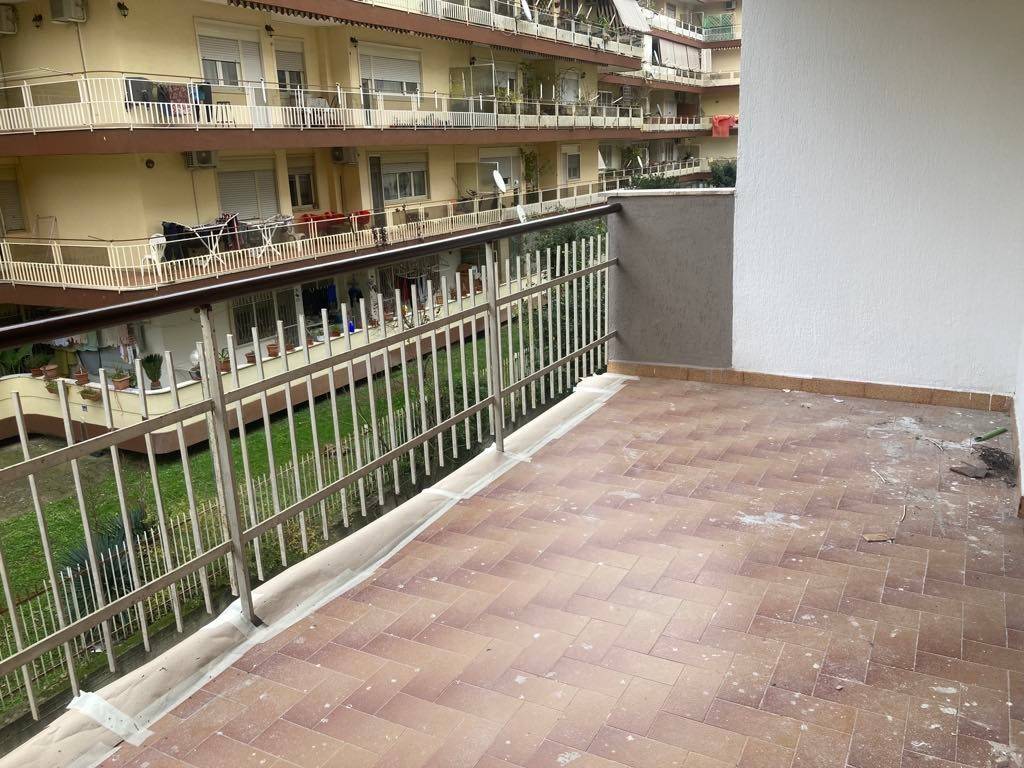 Quadrilocale via giuseppe saragat, san nicola la strada