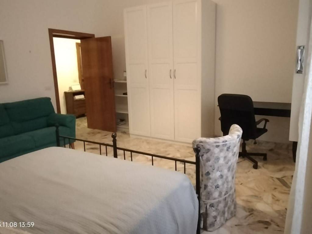 Stanza singola viale gioacchino rossini 24, lecce