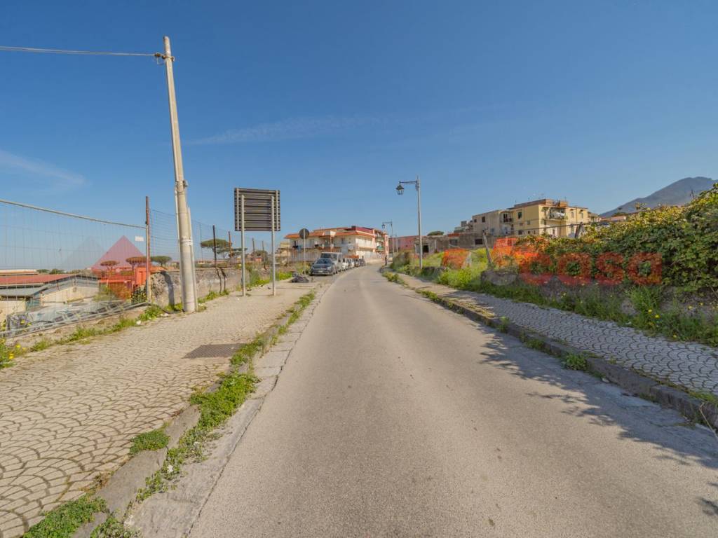 Capannone via giuseppe semmola 88, centro, ercolano