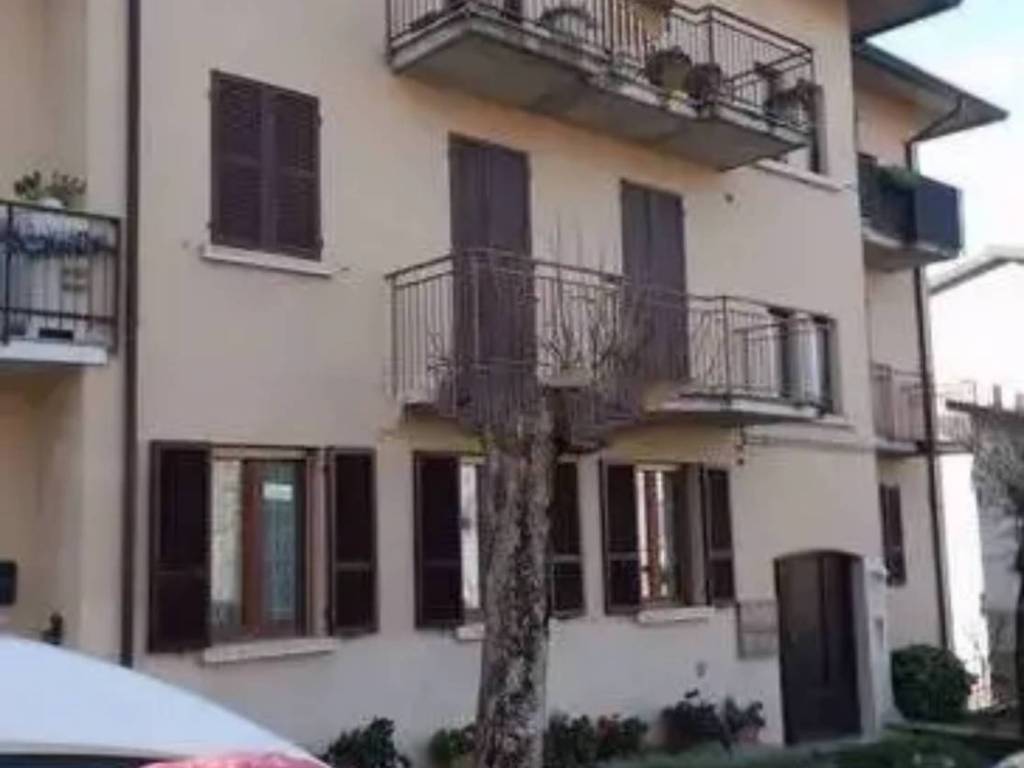 Appartamento piazza xxv aprile, rustigazzo, lugagnano val d'arda