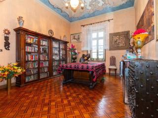 Salone