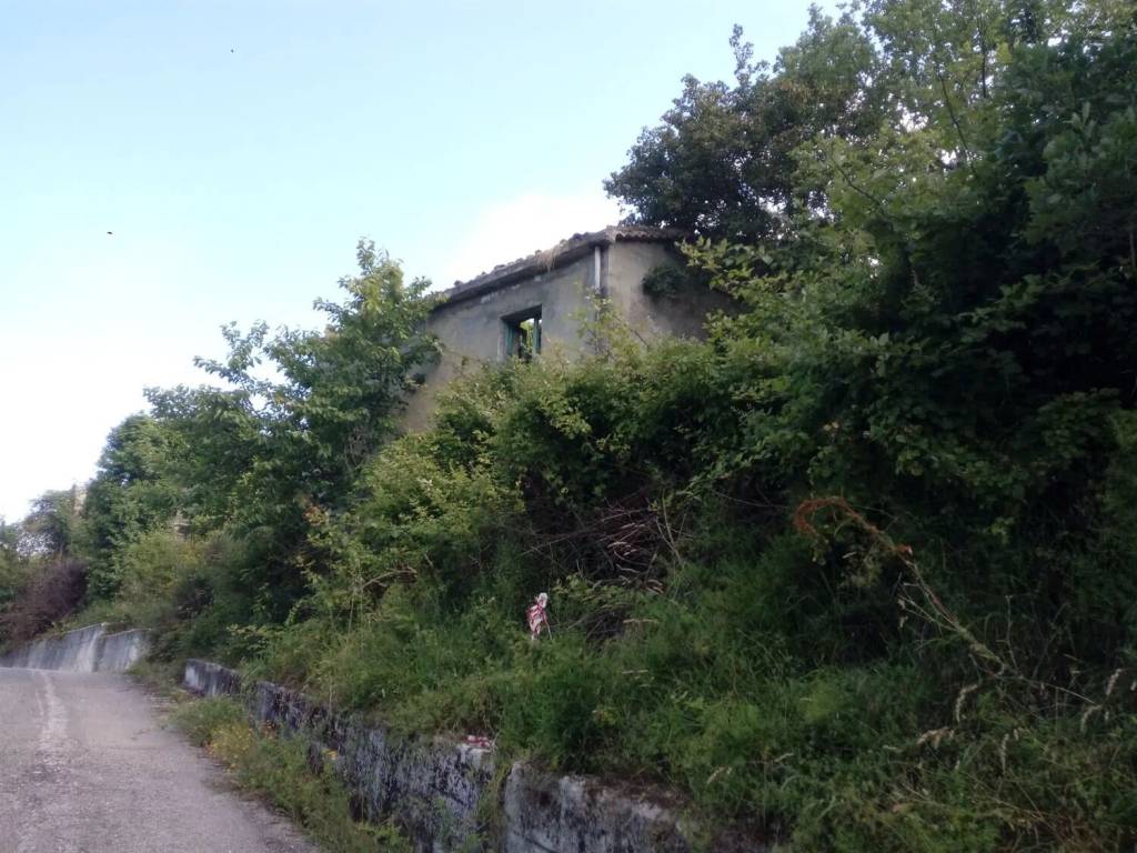 Terreno non edificabile via provinciale san c., montemarano