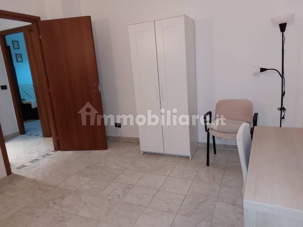 Stanza singola in San Donato, foto 4 di 10