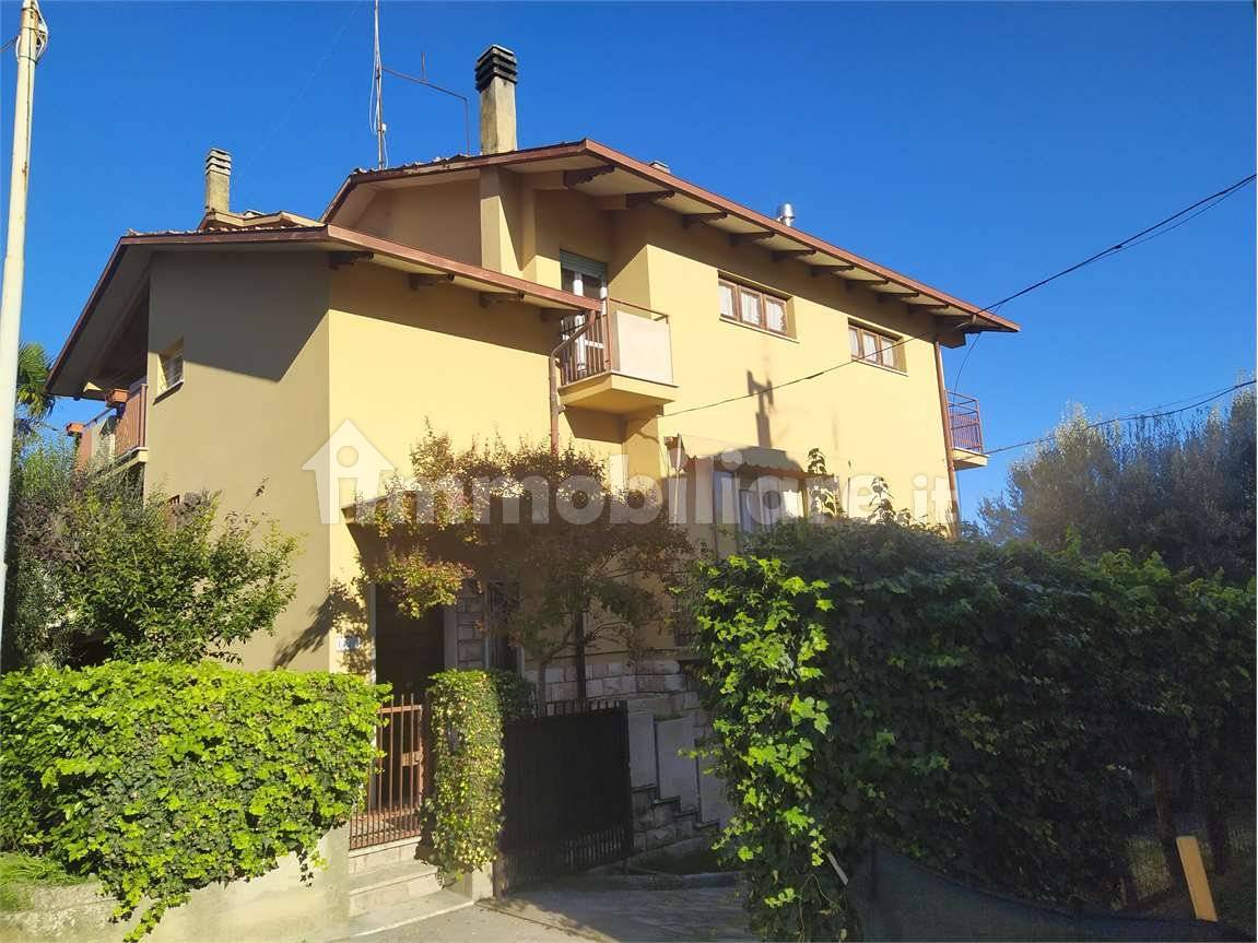 Casa indipendente in vendita a Perugia
