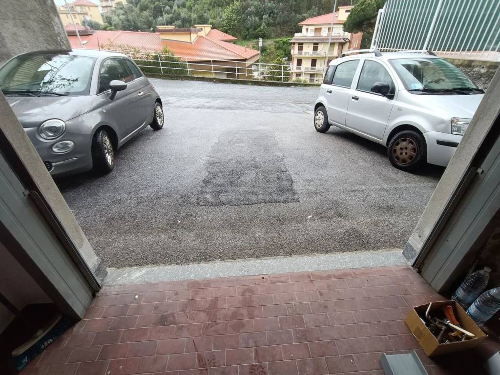 Garage - box via monsignor f. callandrone san c., centro, varazze