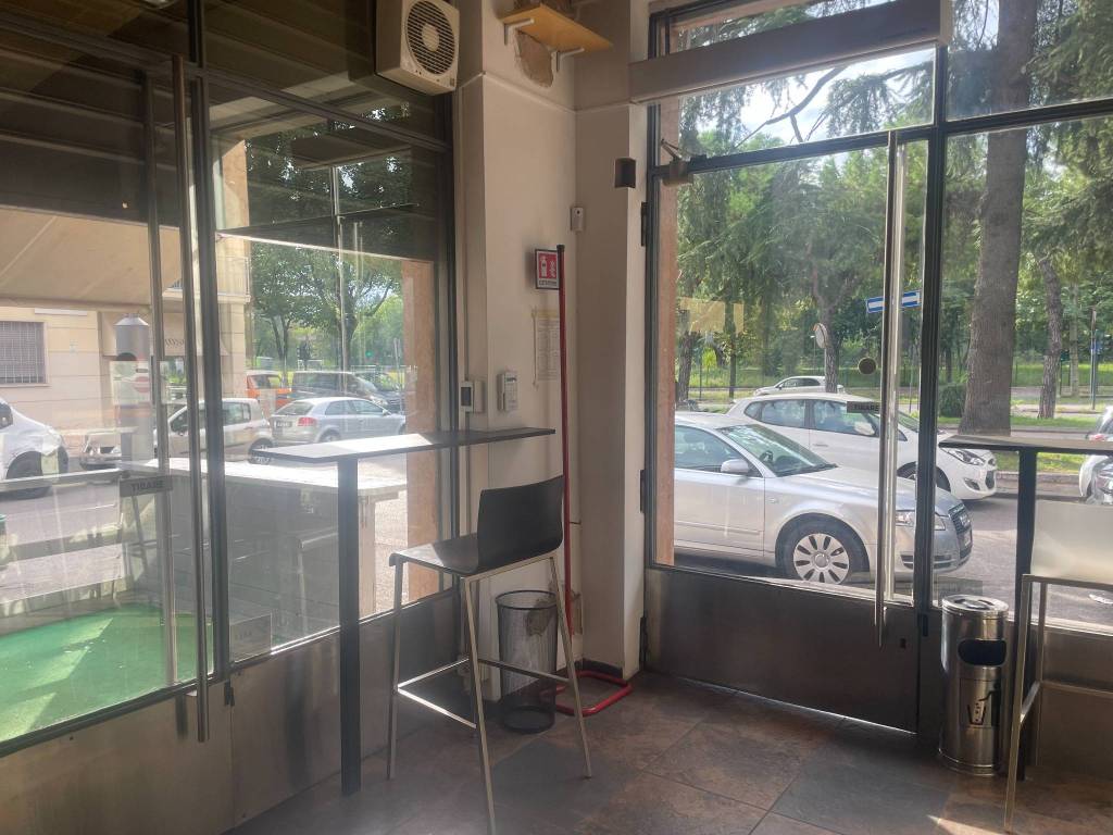 Locale commerciale viale cristoforo colombo 91, san zeno, verona