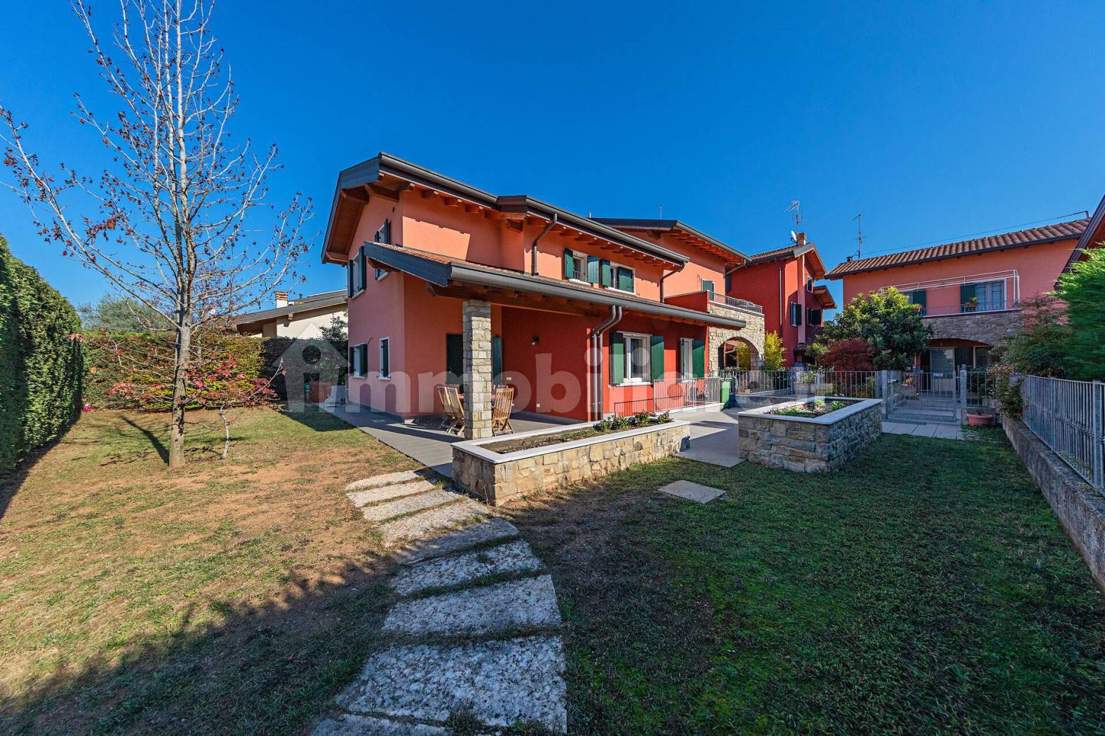 Villa in vendita a Valeggio sul Mincio