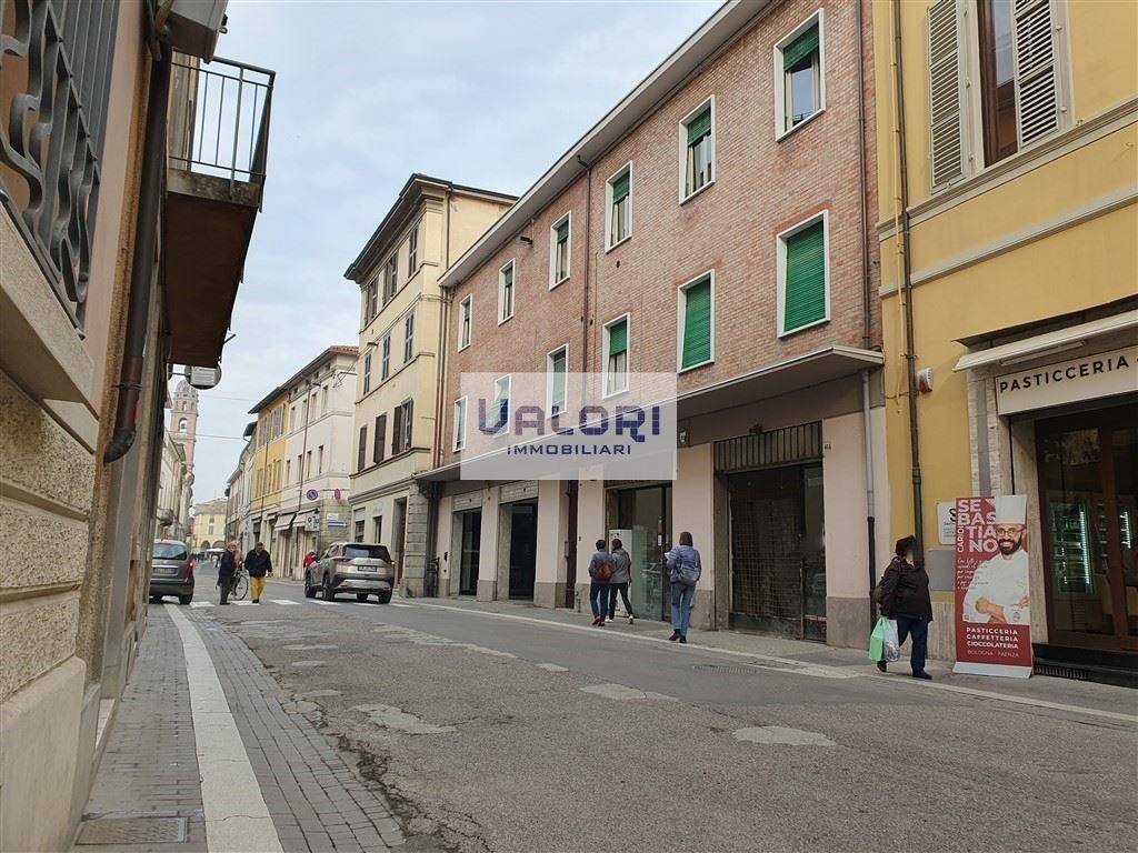 Garage - box corso saffi 44, faenza