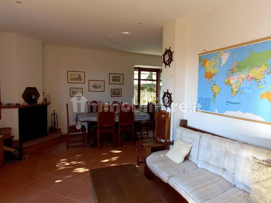 Salone