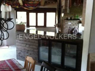 Taverna