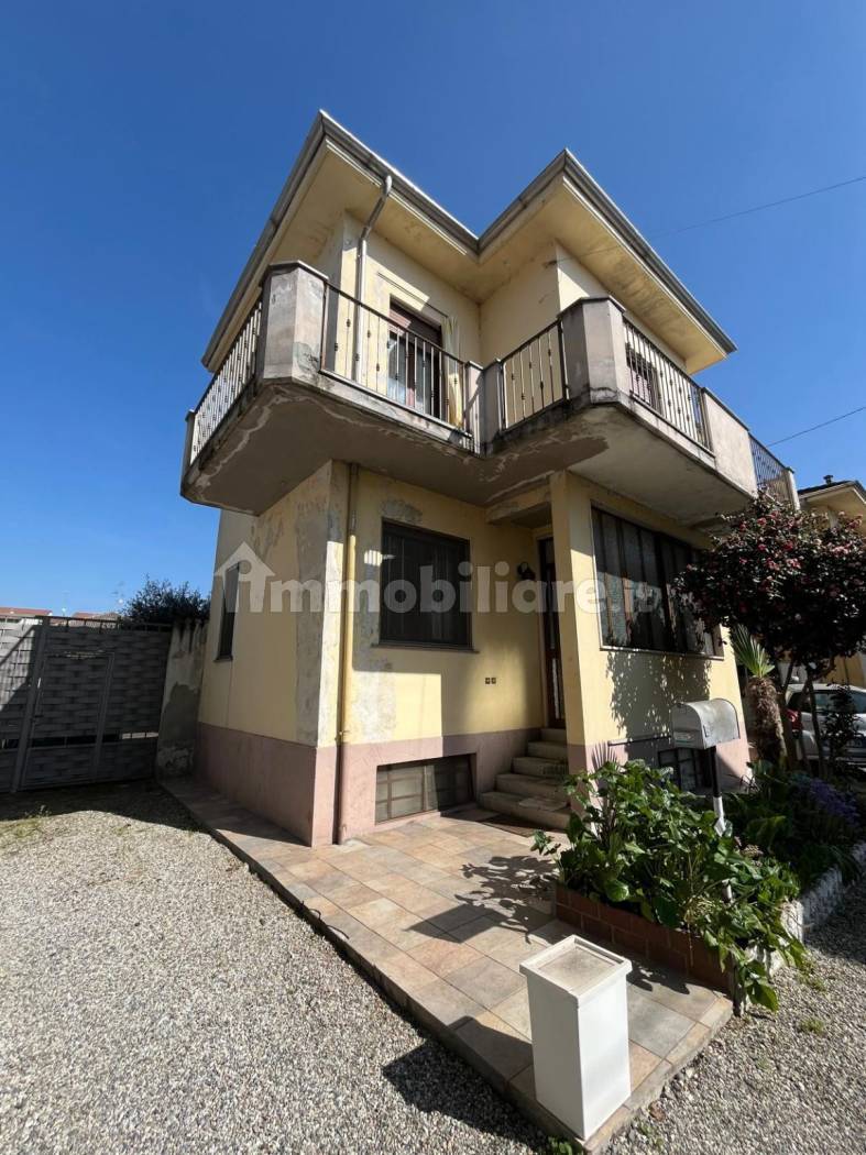 Villa in vendita a Cilavegna