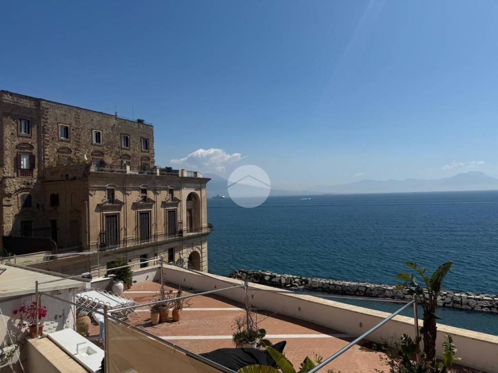 Monolocale via posillipo 300, posillipo, napoli