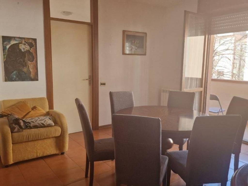 Trilocale via giuseppe di vittorio, centro, santo stefano di magra