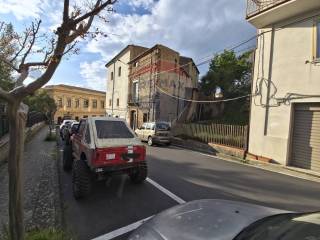 Zona