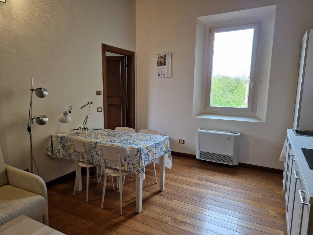 Bilocale ottimo stato, primo piano, centro, san giovanni in persiceto