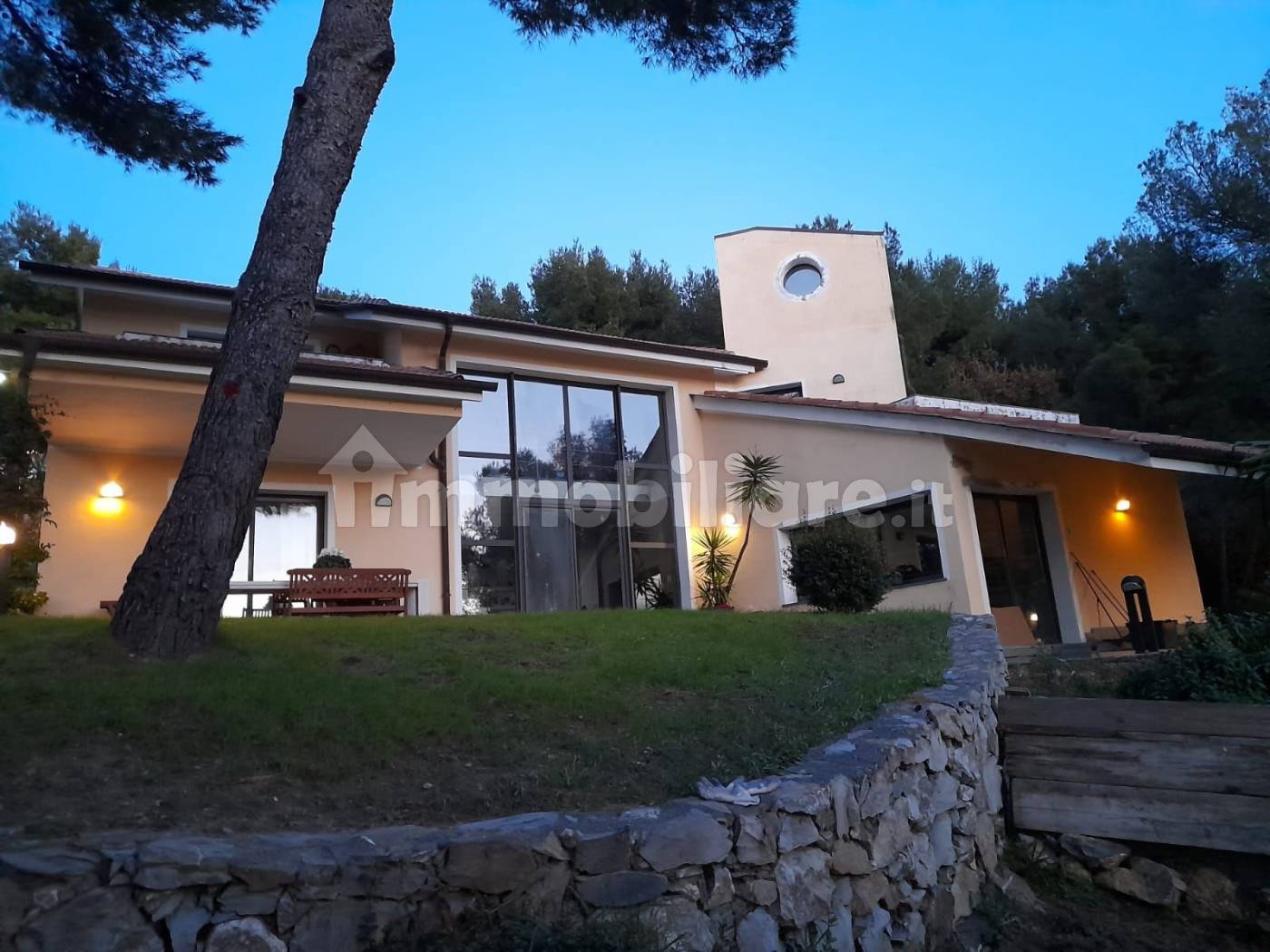Villa in vendita a Andora