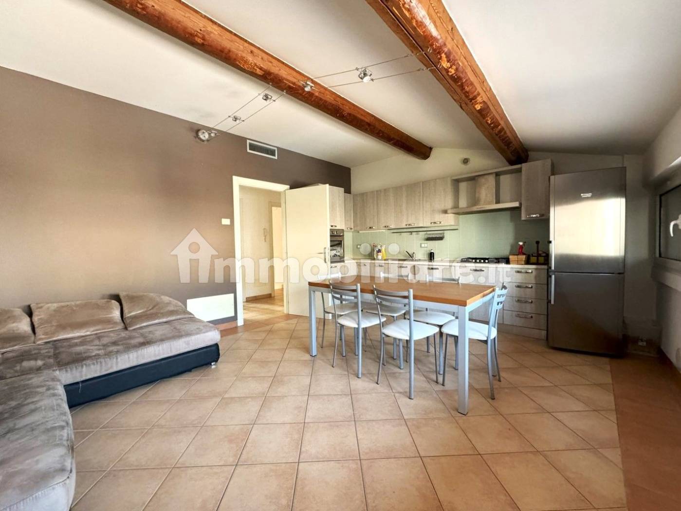 Rustico - Casale in vendita a Soave