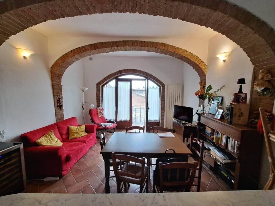 Bilocale ottimo stato, piano terra, monteriggioni