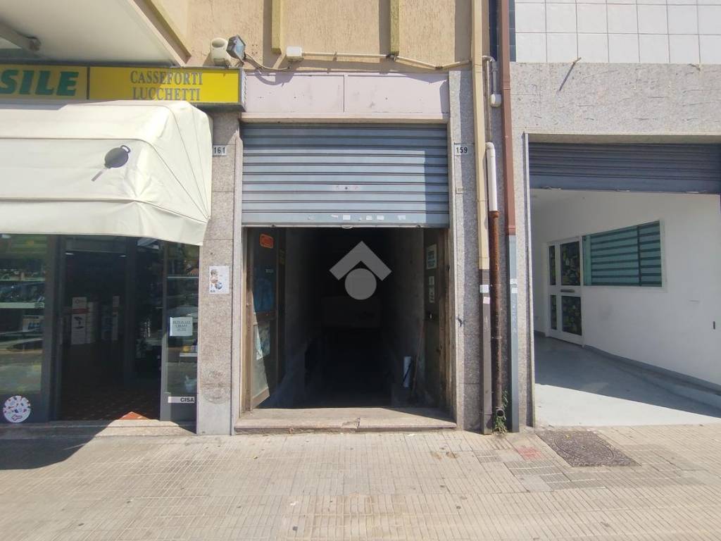 Magazzino - deposito via is mirrionis 159, is mirrionis, cagliari