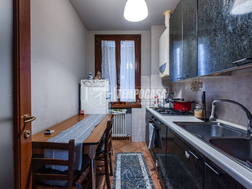 Vendita Appartamento Medesano. Bilocale, Buono stato, secondo piano, con  terrazza, riscaldamento autonomo, rif. 117725343