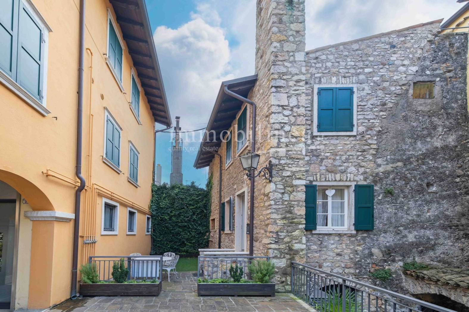 Rustico - Casale in vendita a Torri del Benaco