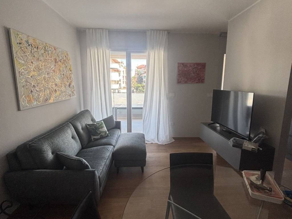 Trilocale viale guglielmo marconi 234, porta nuova, pescara