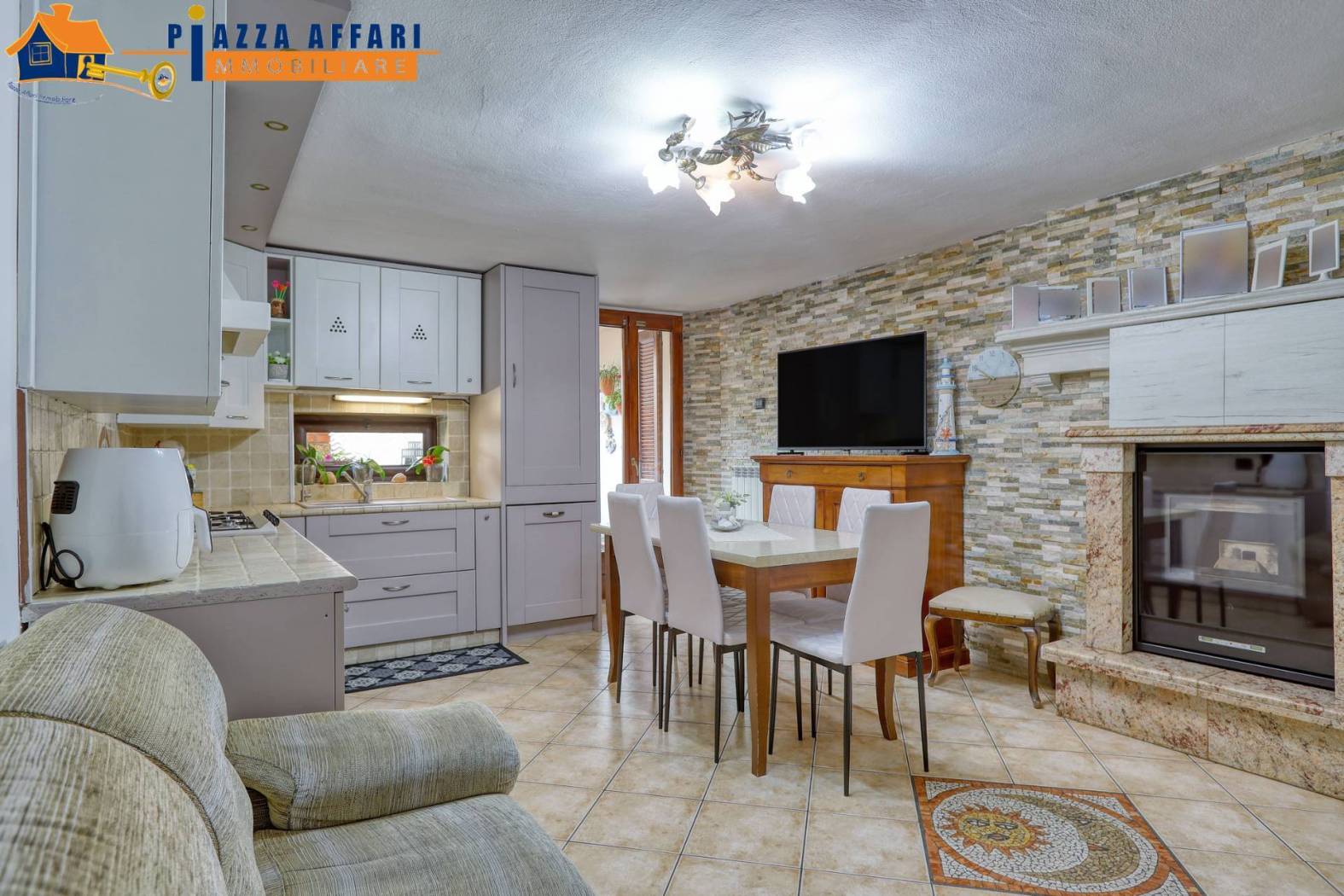 Appartamento in vendita a Lavena Ponte Tresa