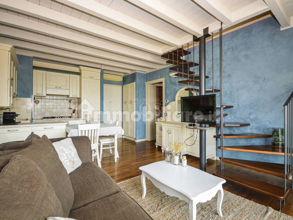 Salone