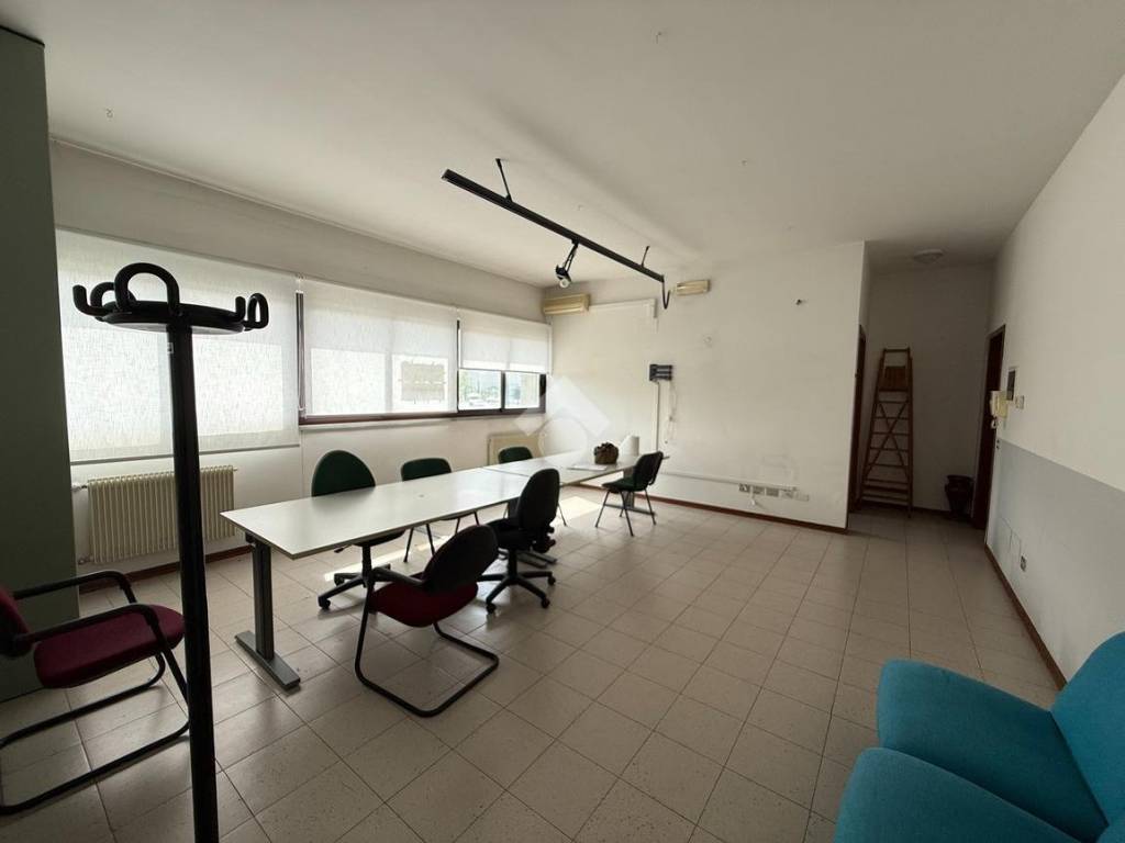 Ufficio - studio via a. gramsci 43, mancasale, reggio emilia