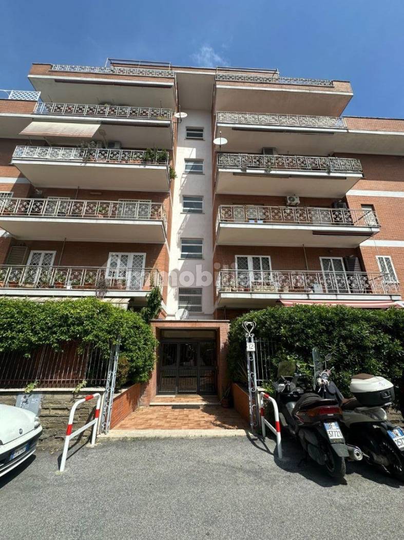 Appartamento in vendita a Roma