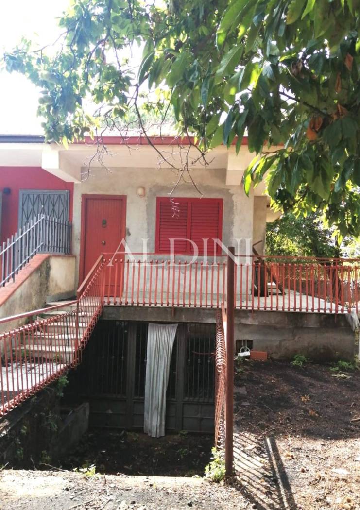 Villetta a schiera in vendita a Trecastagni