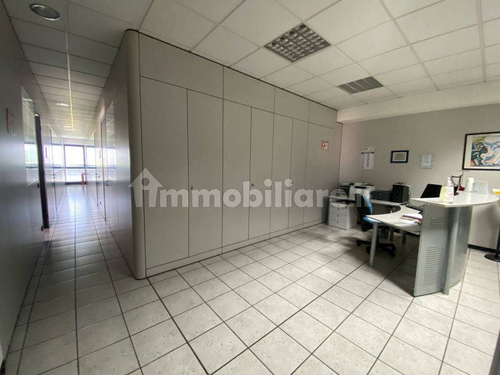 Ufficio - Studio viale Madrid, Sassuolo, Rif. 120111030 - Immobiliare.it