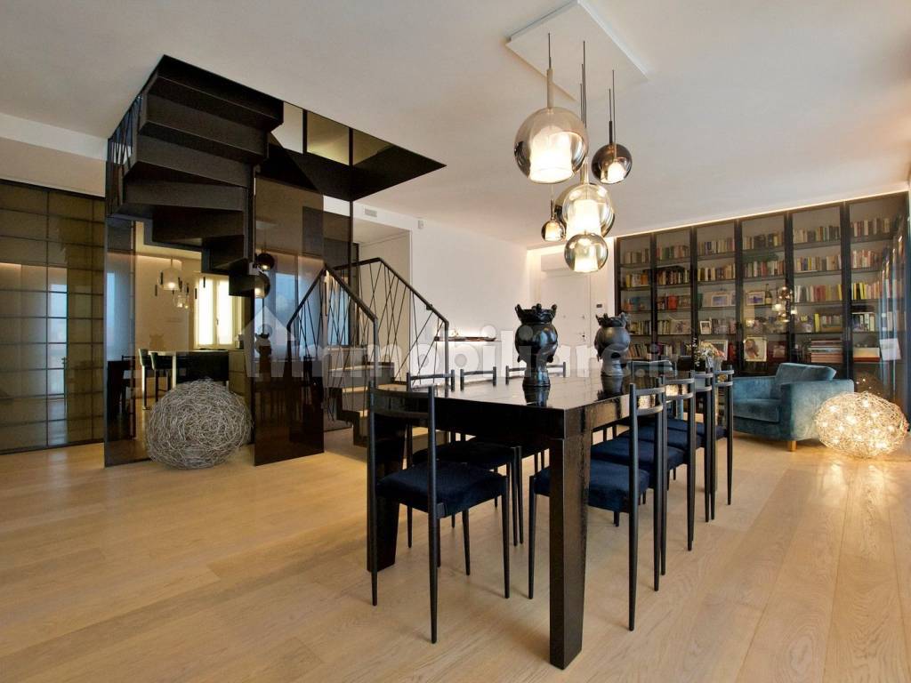 Salone