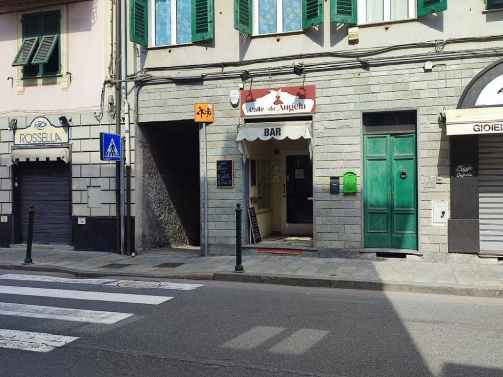 Attività commerciale via vittorio veneto 52, centro, busalla