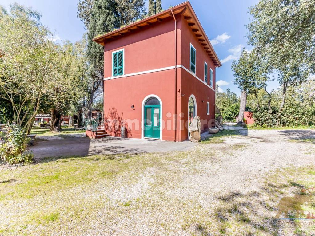 Villa unifamiliare via di Tor Carbone 74, Torricola - Tor Carbone, Roma