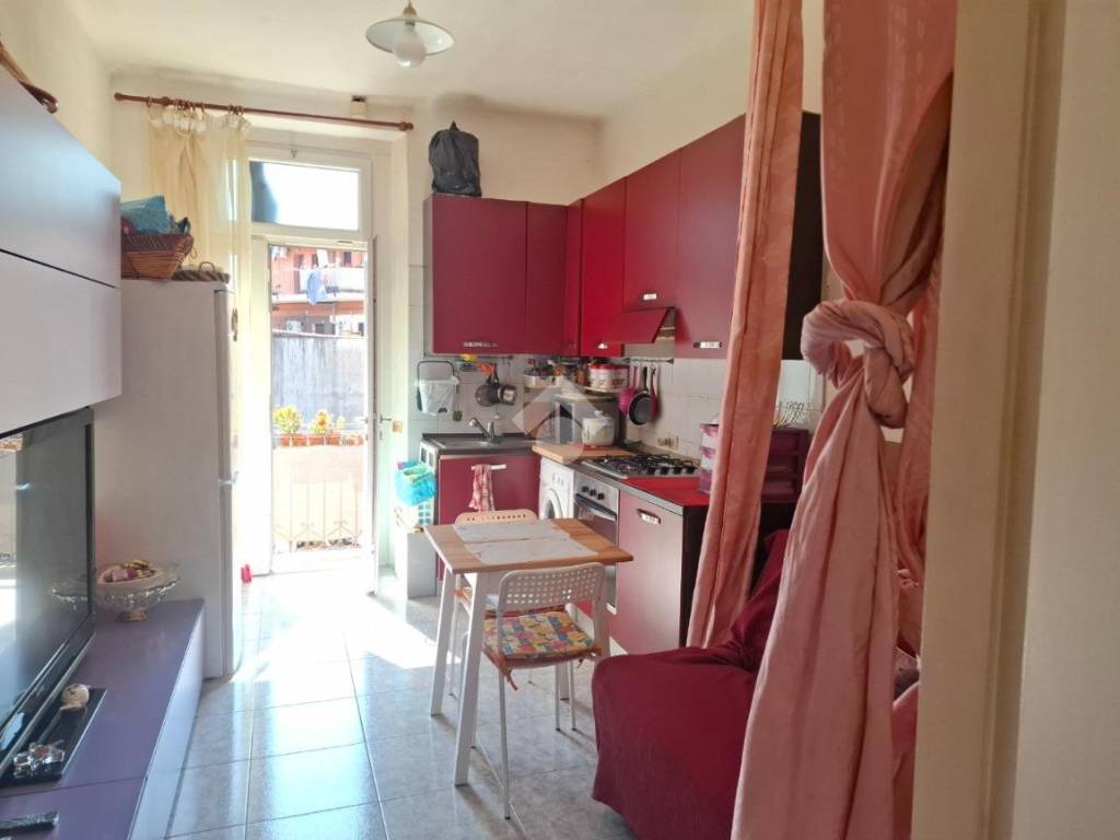 Bilocale via cialdini enrico 111, Affori, Milano