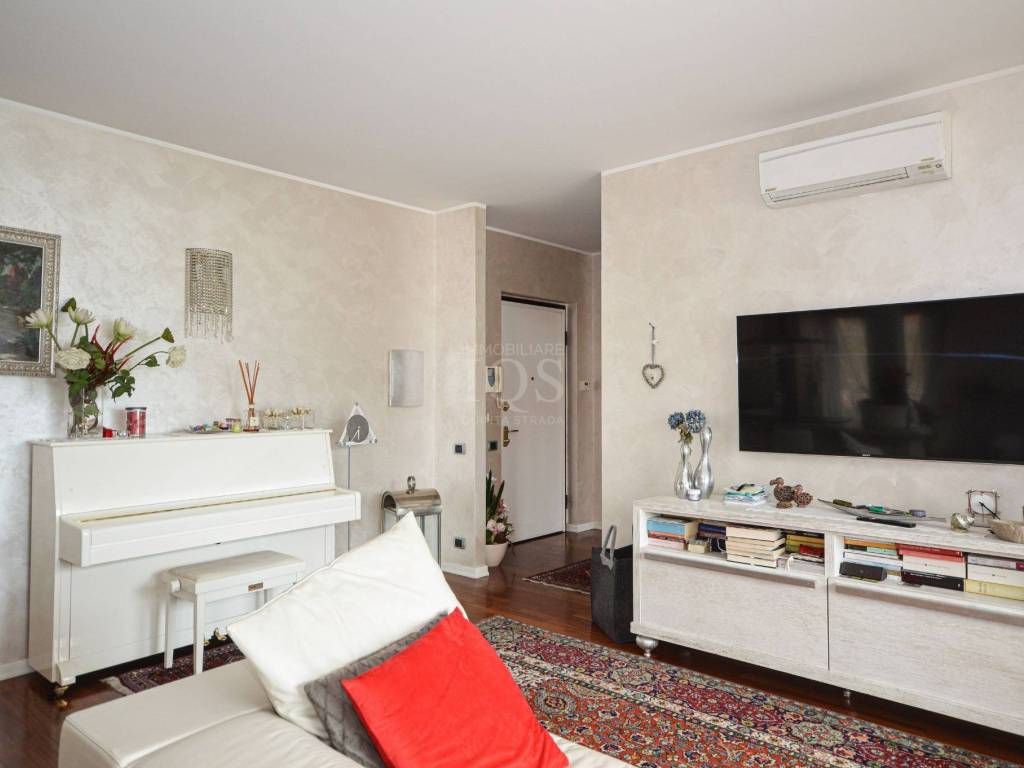 Salone