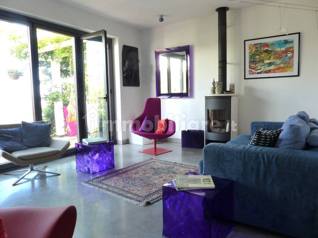 Salone