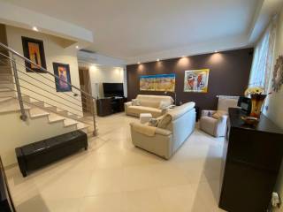 Salone