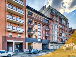 Penthouse via Massari 101, Borgo Vittoria, Turin