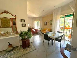 4-room flat via marco polo 35, Fuorigrotta, Naples